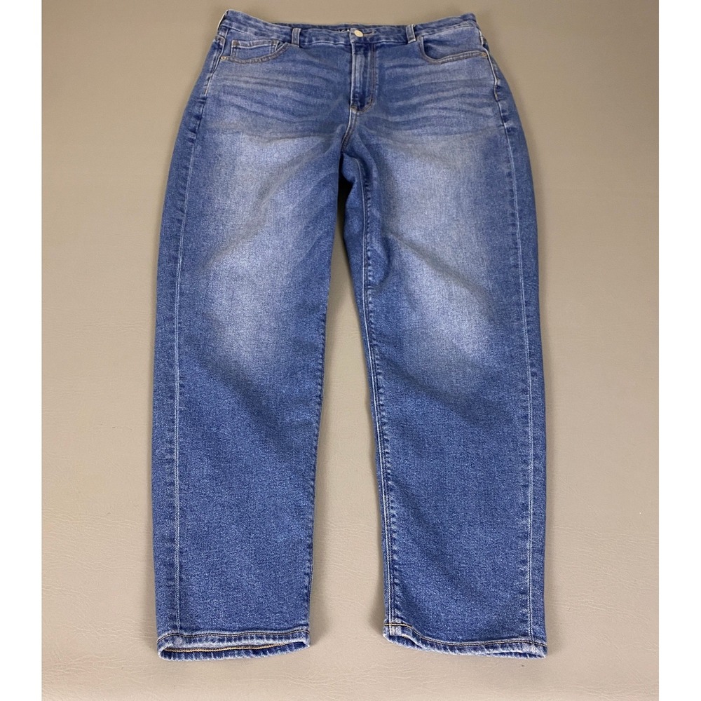 American Eagle Curvy Mom Jeans Size 16 Reg Blue Medium Wash Stretch High Rise